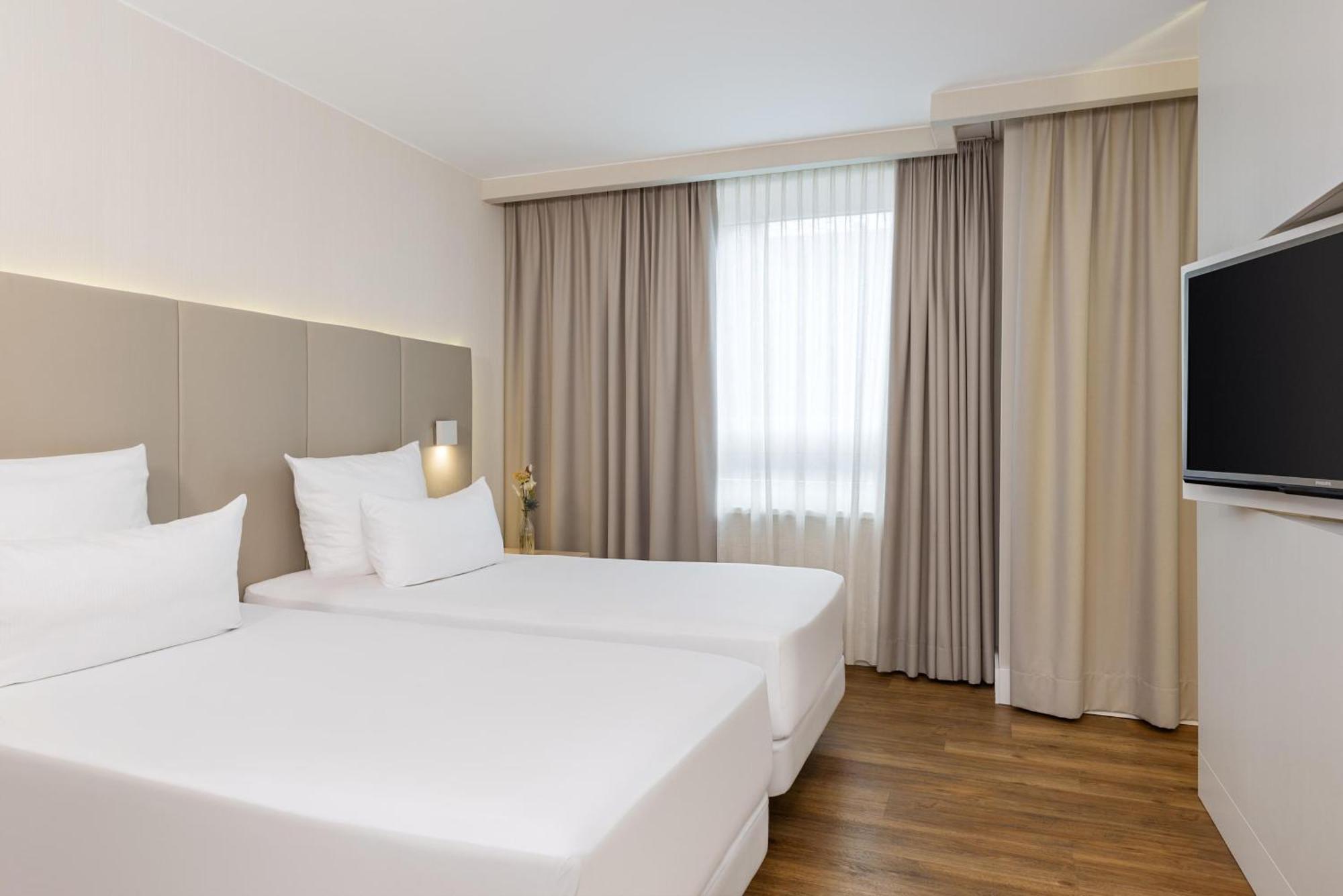 Standard Double or Twin XL Room